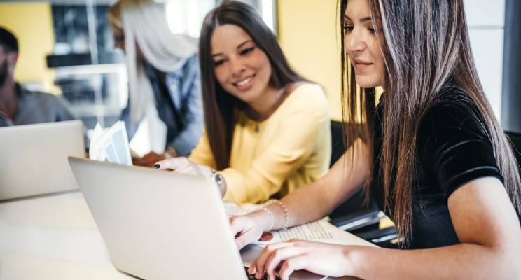 Ventajas de estudiar y trabajar el mismo tiempo, Blog CEST