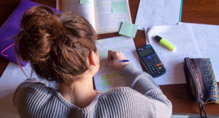 Estudiar, trabajar y vivir solo, Blog CEST